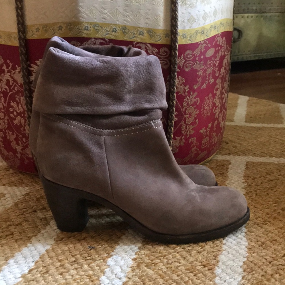 Fiorentini & Baker 38 1/2 (size 8.5) Bootie